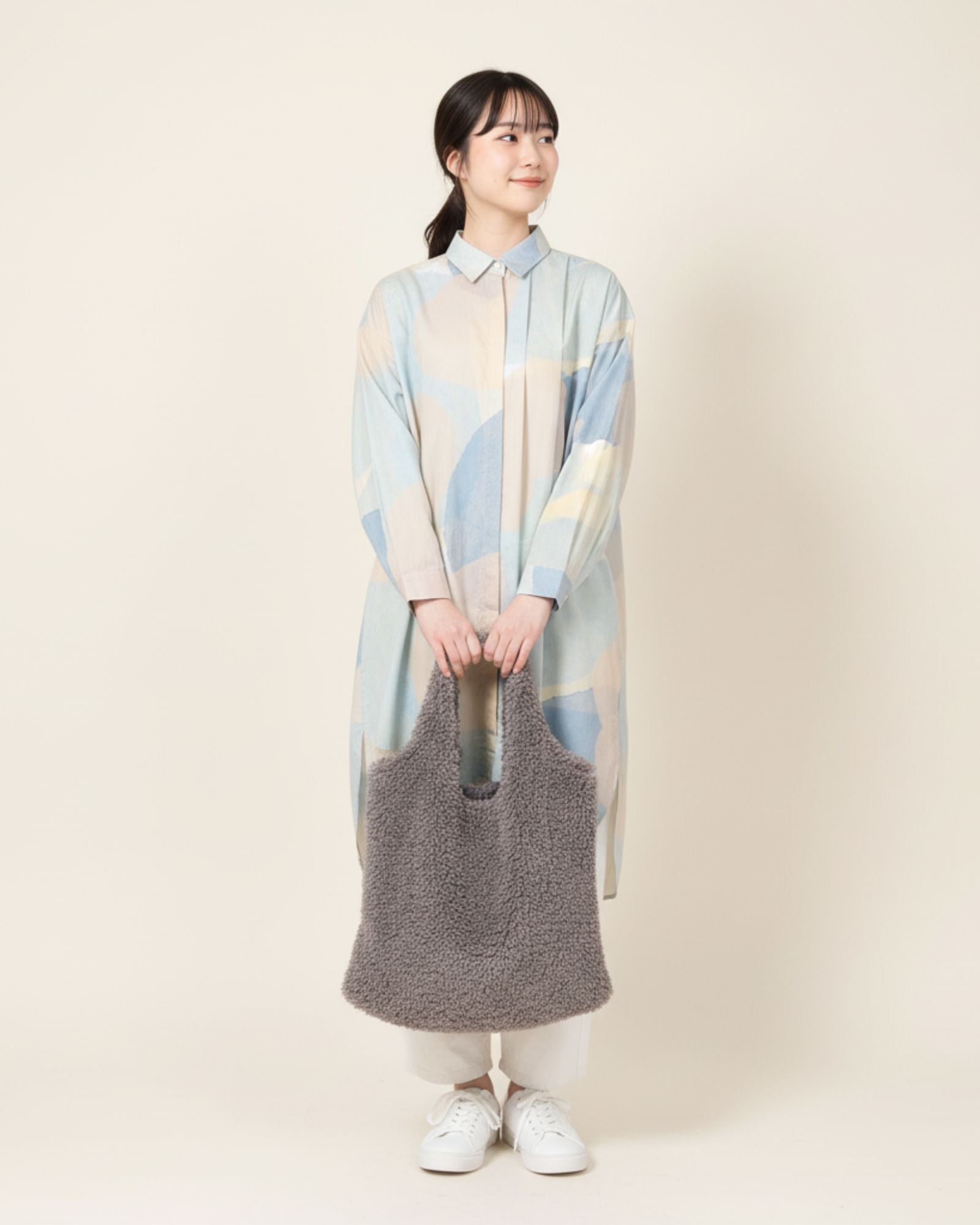 東京直送—蓬鬆捲毛肩袋