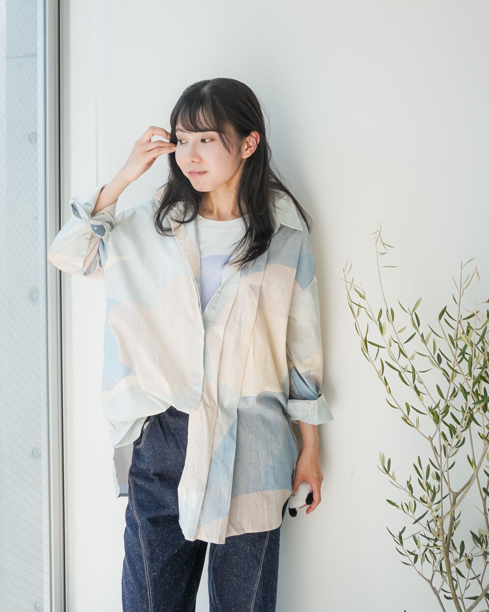 Sunlit Sparks Oversized Moms Collar Shirt