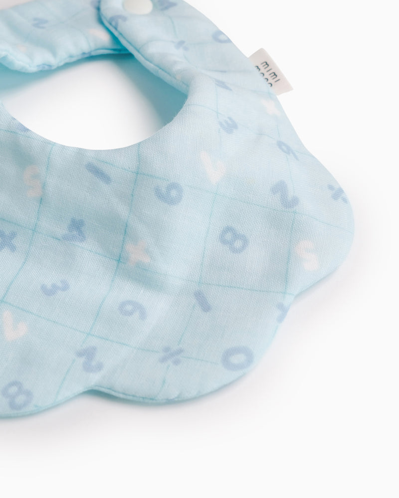 hand-made in Japan, double gauze cotton, blue cloud-shaped baby bib. Perfect babies and newborn gifting for 0-24 months old.