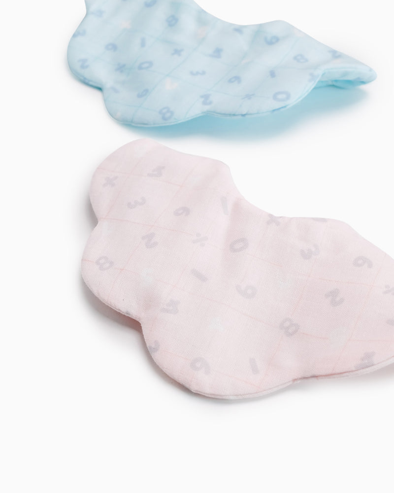 hand-made in Japan, double gauze cotton, pink and blue cloud-shaped baby bib. Perfect babies and newborn gifting for 0-24 months old.